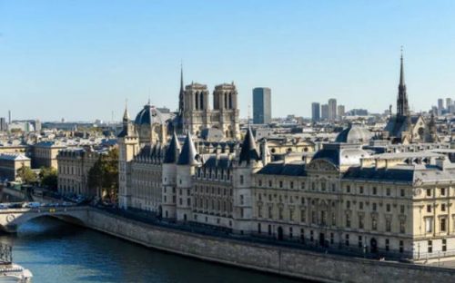 Luxury Hotel Cheval Blanc Paris Opens
